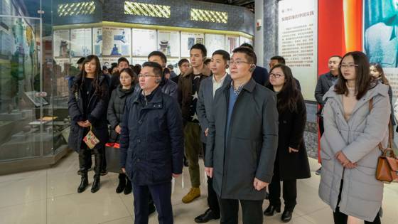 clip_image002.jpg 20181227-川尊龙集团官网集团发展清廉(法纪)警示教育活动4