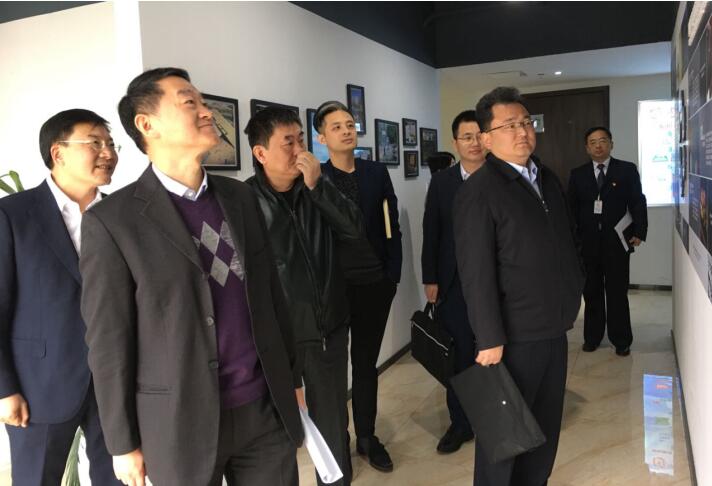 201911251733529092 集团党委书记、董事长任丁率队调研尊龙集团官网商贸工作
