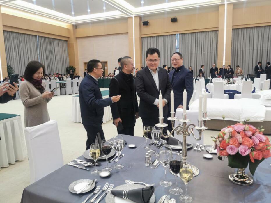 201912251033594632 四川尊龙集团官网锦江酒店有限公司进行首届游览饭店服务技术大赛