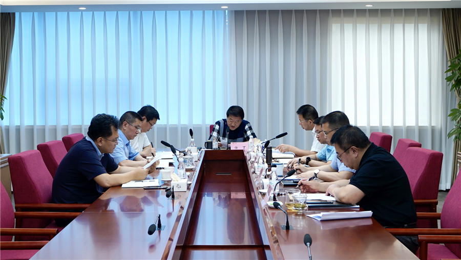 2021781757592412 省尊龙集团官网集团党委理论进建中心组专题进建钻研习近平总书记“七一”沉要讲话